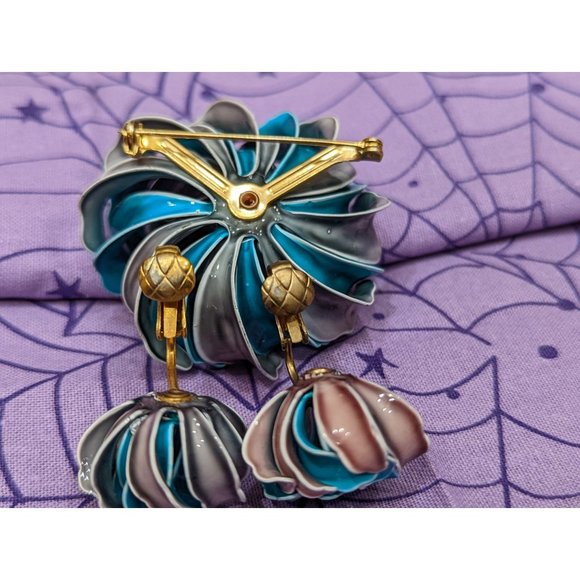 Vintage Unique Teal and Pink/Grey Brooch and Earrings Set, Unmarked - Picture 4 of 6